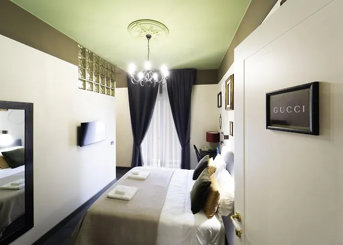 Iconic Гостевой дом