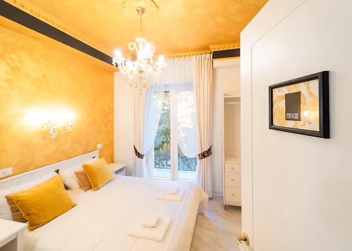 Iconic Гостевой дом